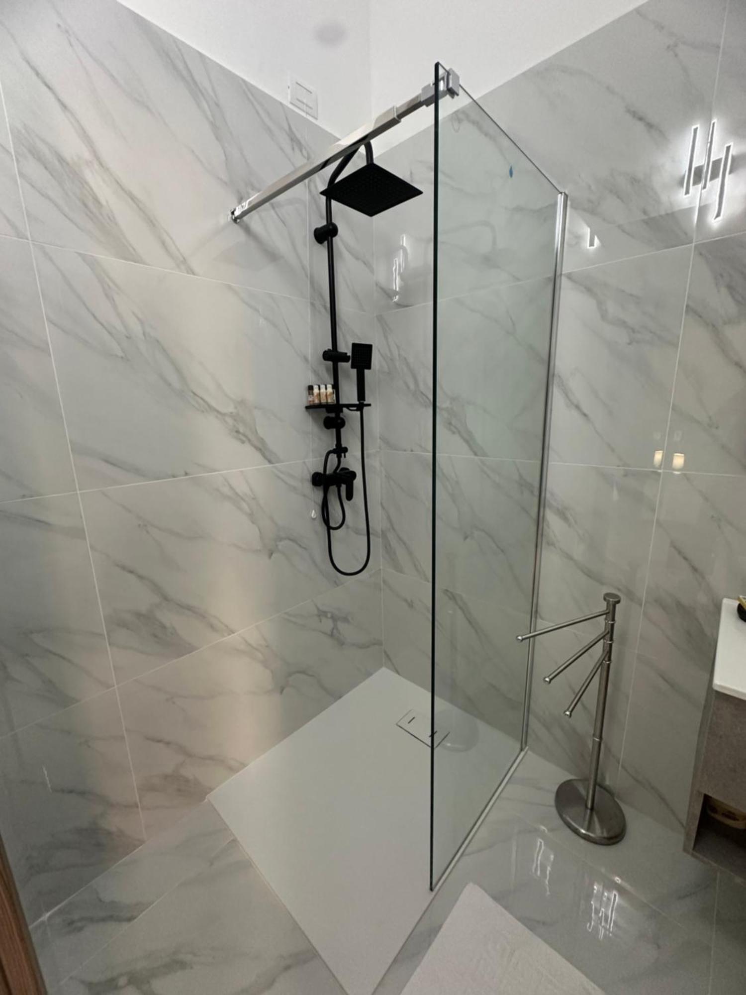 Emerella Luxury Suites-Siderno Lungomare Екстериор снимка