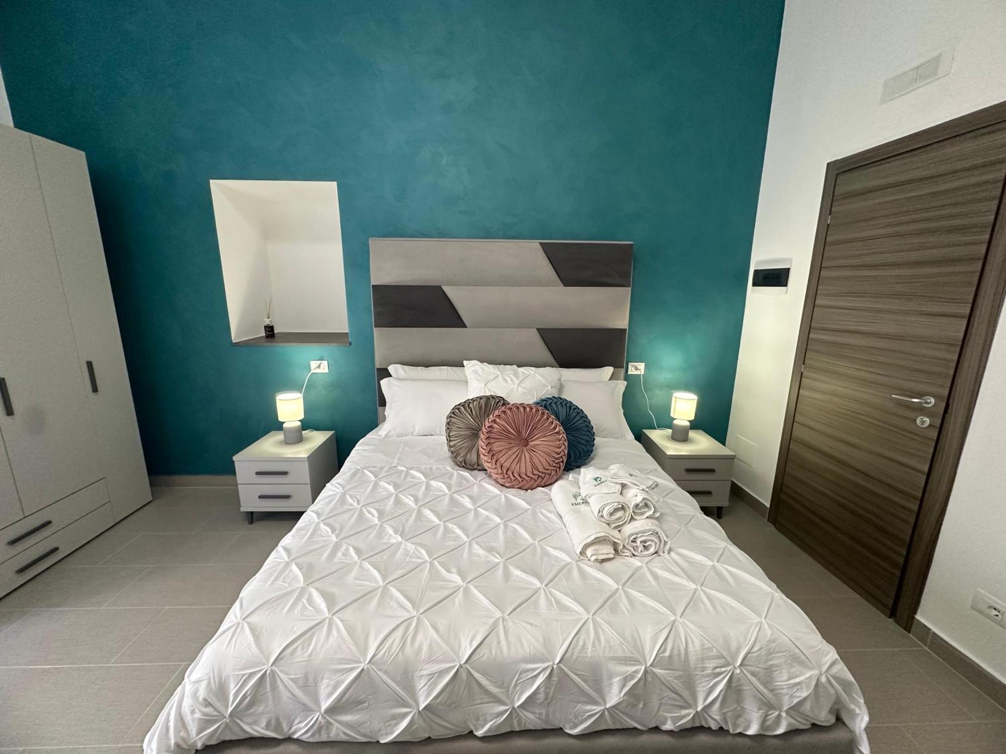 Emerella Luxury Suites-Siderno Lungomare Екстериор снимка