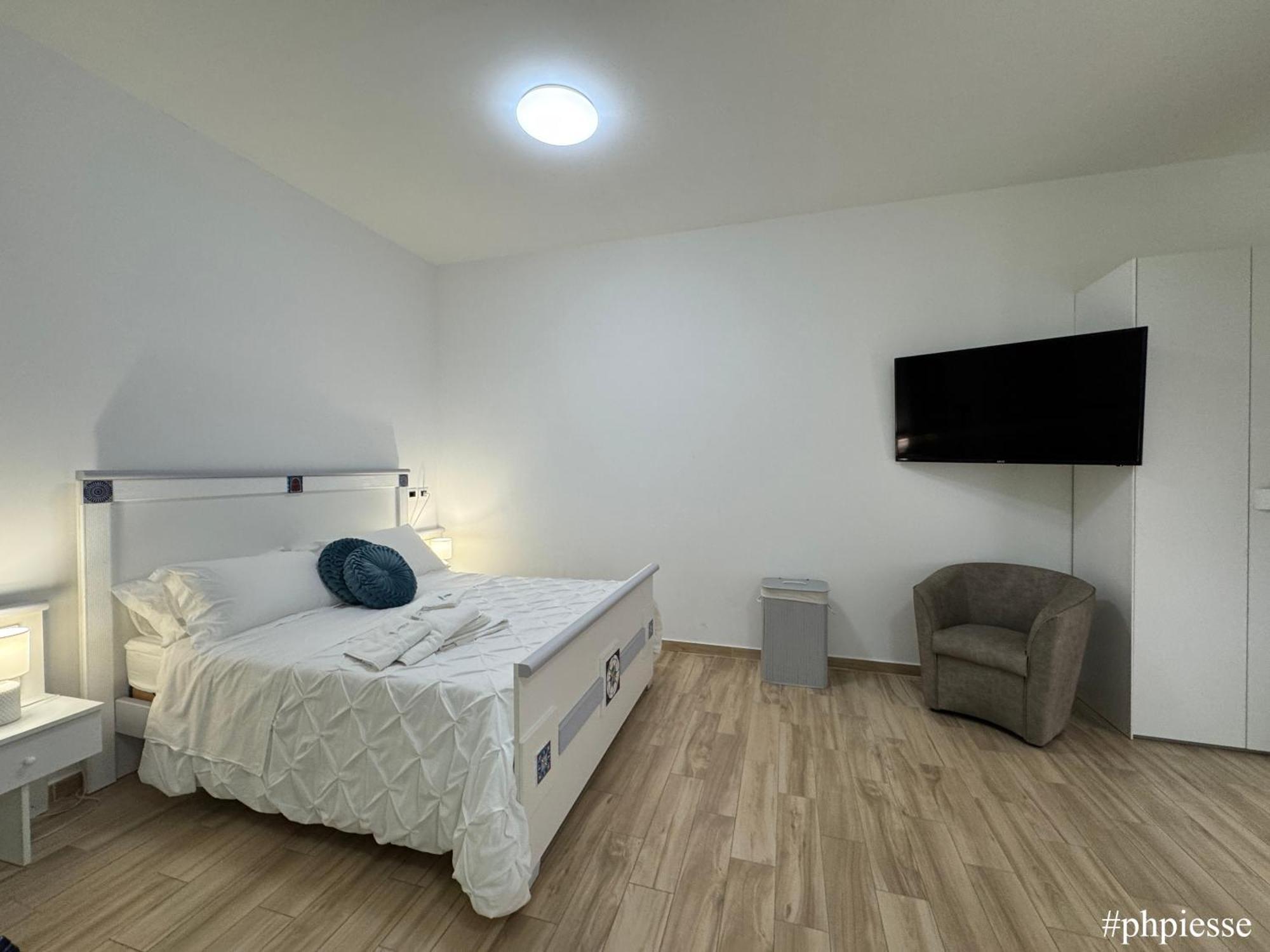 Emerella Luxury Suites-Siderno Lungomare Екстериор снимка
