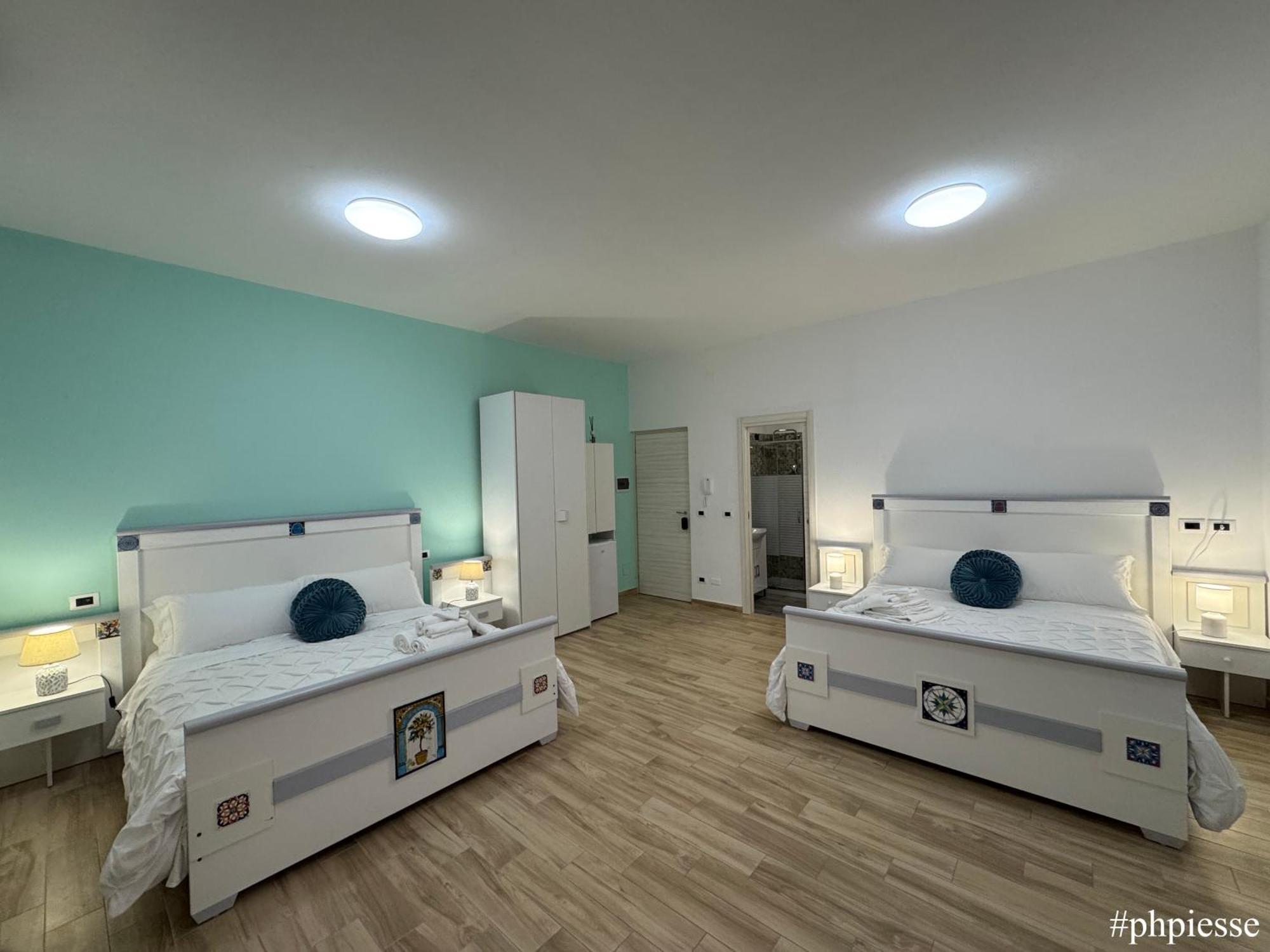 Emerella Luxury Suites-Siderno Lungomare Екстериор снимка