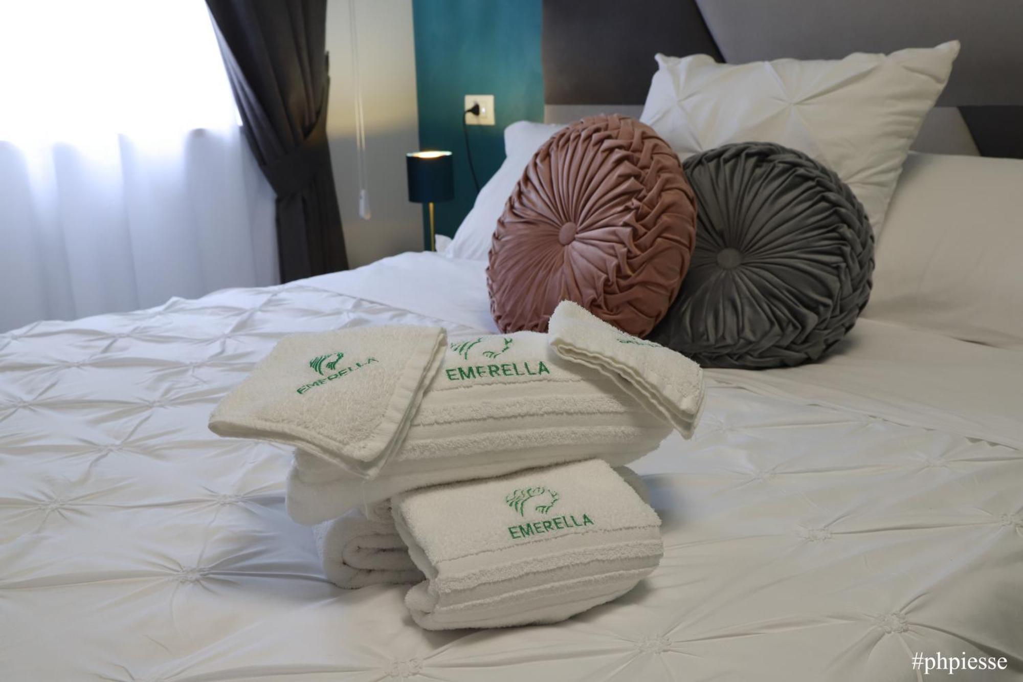 Emerella Luxury Suites-Siderno Lungomare Екстериор снимка